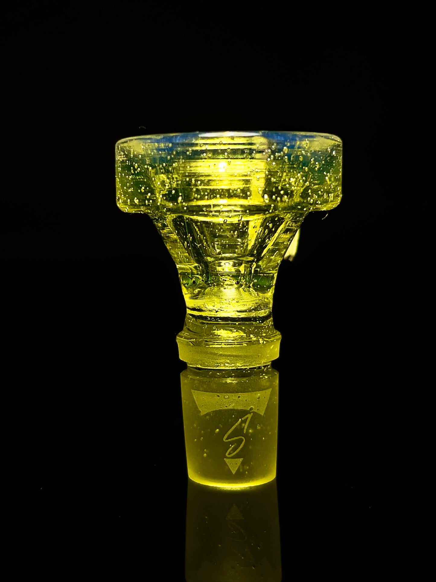 8. Full Colored Slide